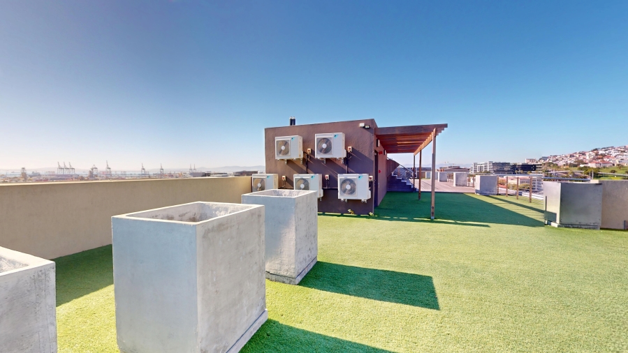 2 Bedroom Property for Sale in Zonnebloem Western Cape